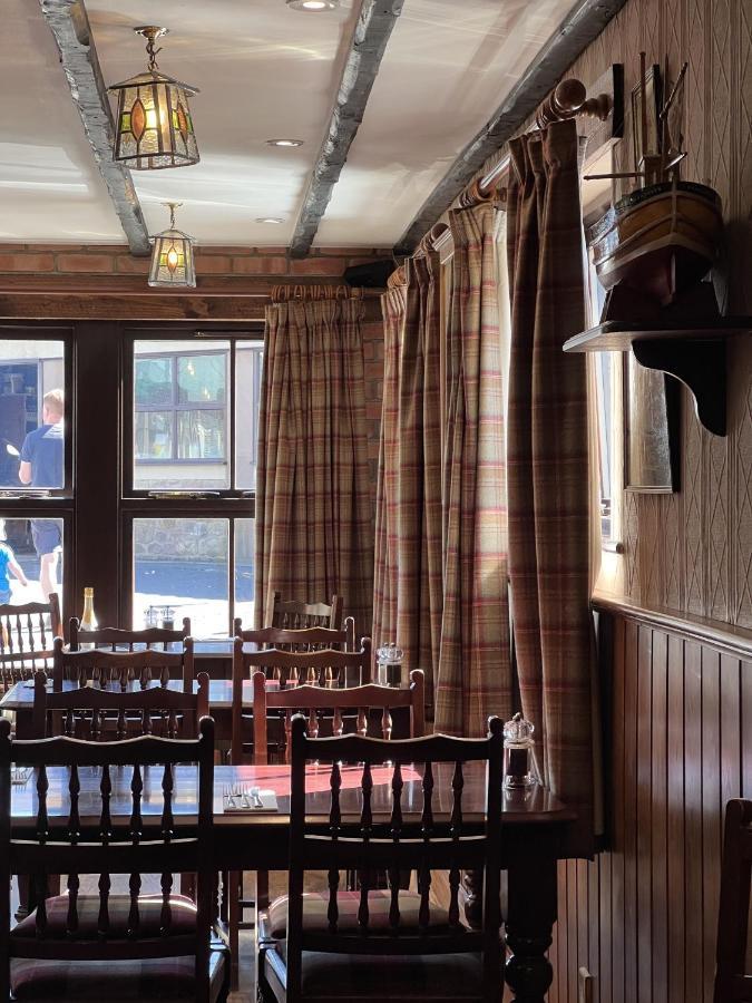 The Olde Ship Inn Seahouses Exteriér fotografie